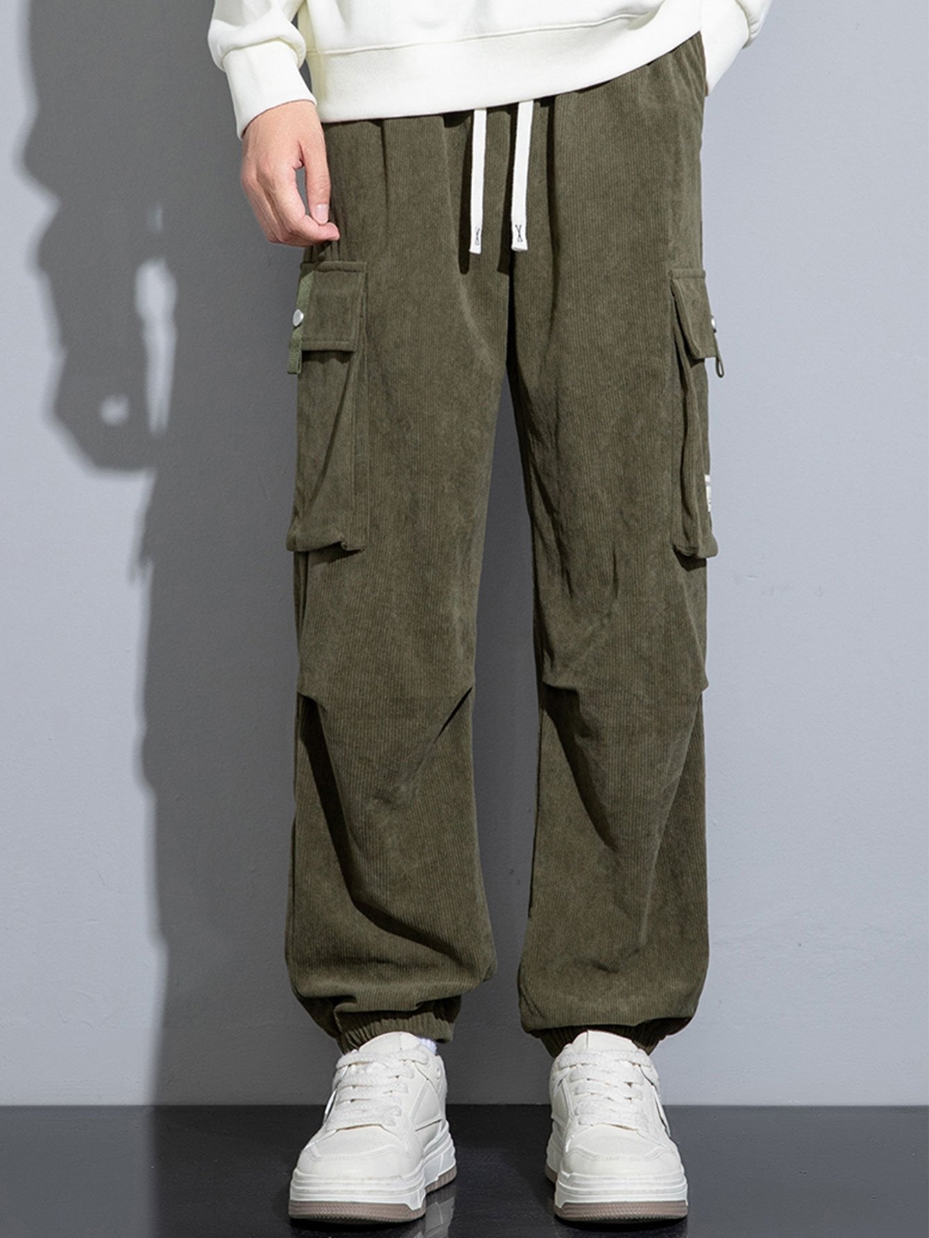 Baastien® | Pantalon de jogging cargo en velours côtelé