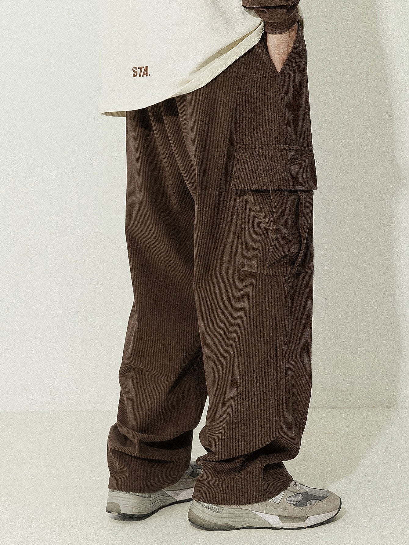 Banville® | Pantalon cargo en velours côtelé coupe ample