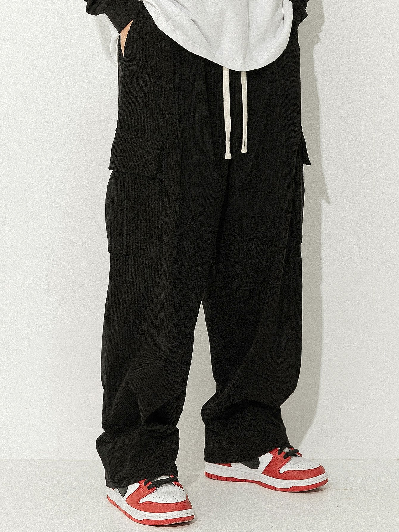 Banville® | Pantalon cargo en velours côtelé coupe ample