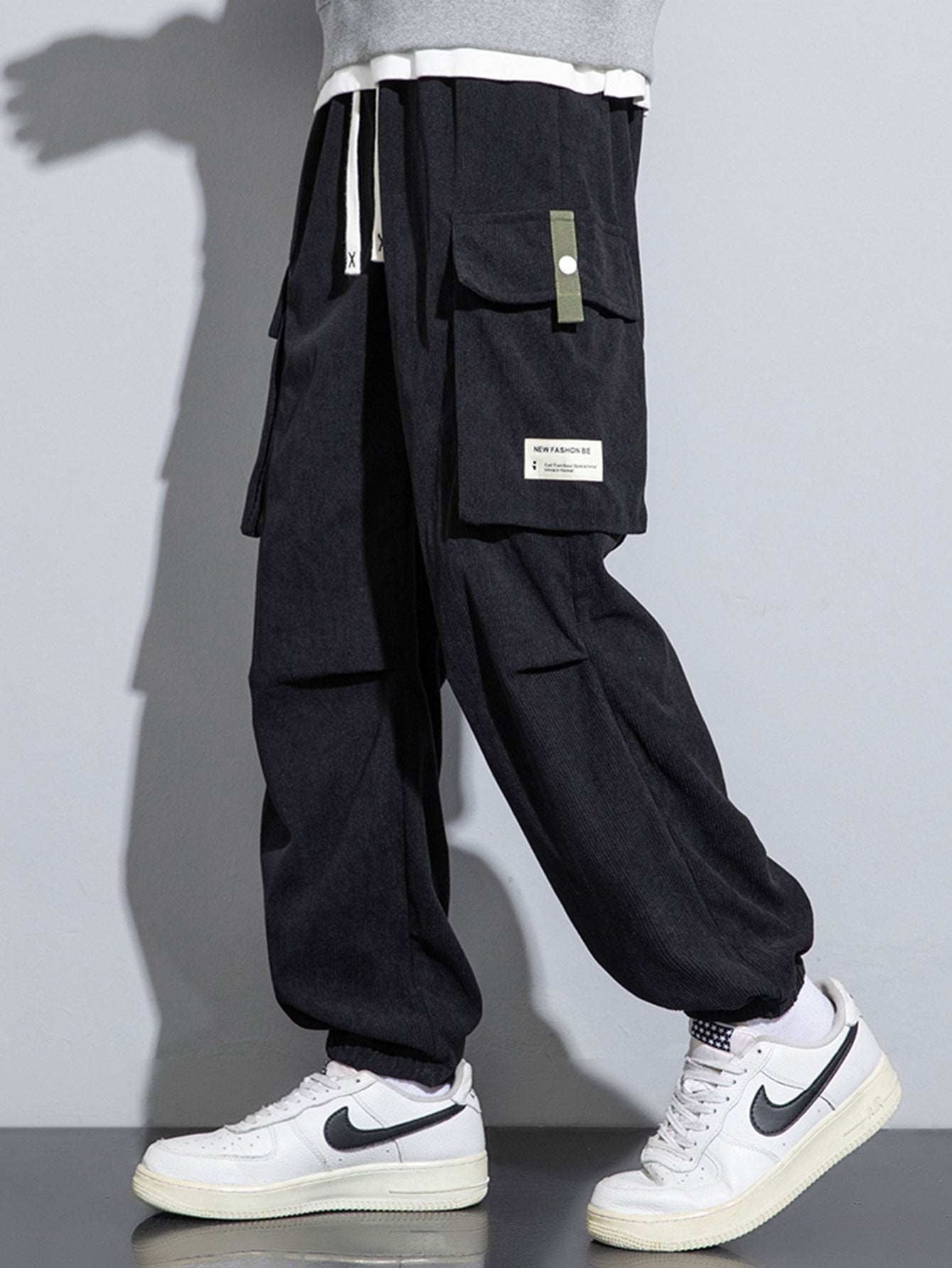 Baastien® | Pantalon de jogging cargo en velours côtelé