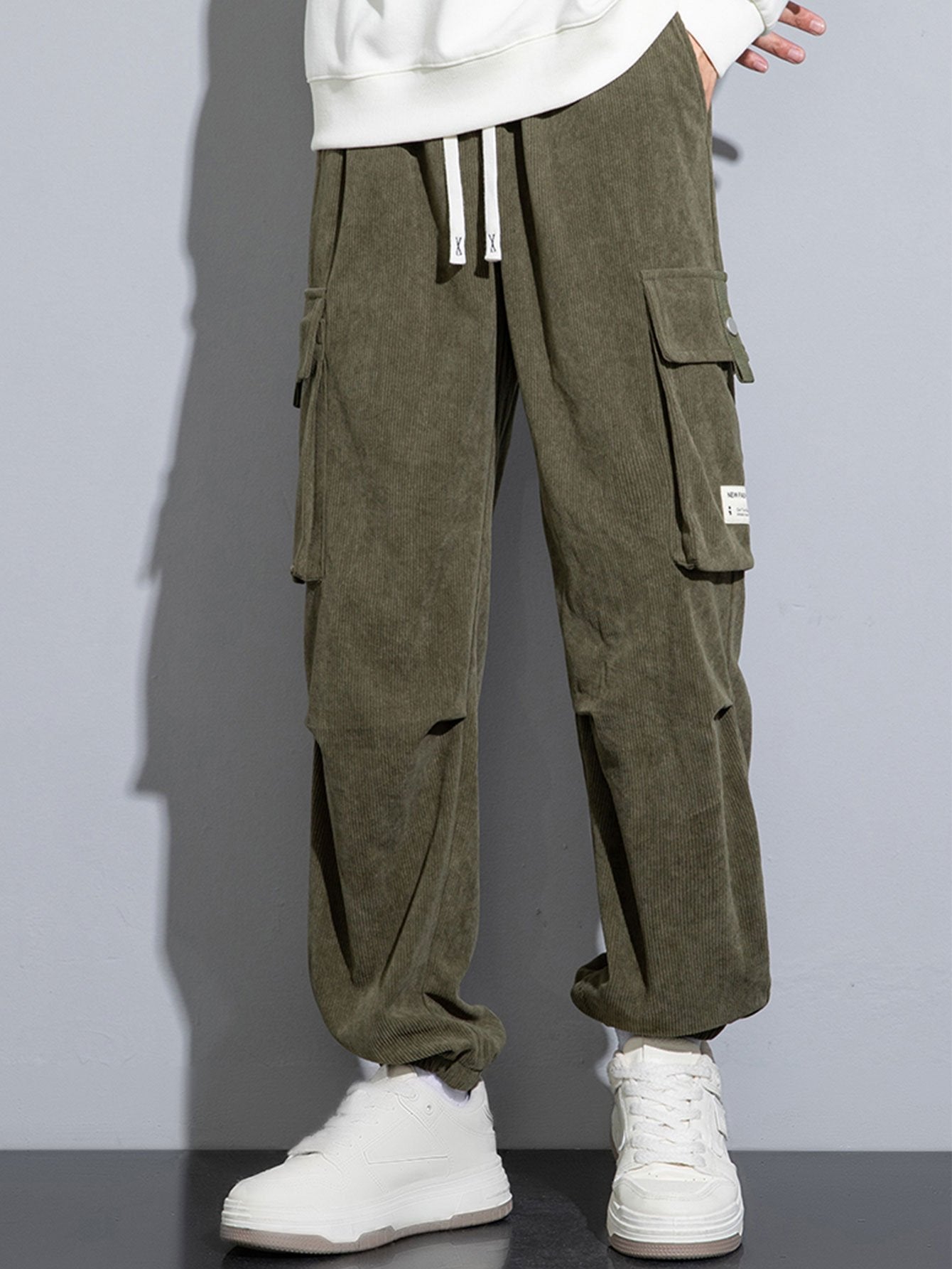 Baastien® | Pantalon de jogging cargo en velours côtelé
