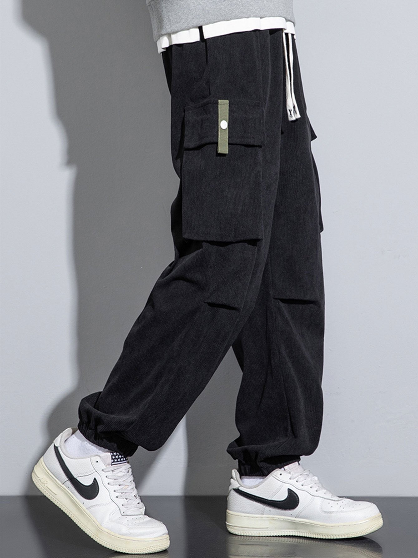 Baastien® | Pantalon de jogging cargo en velours côtelé