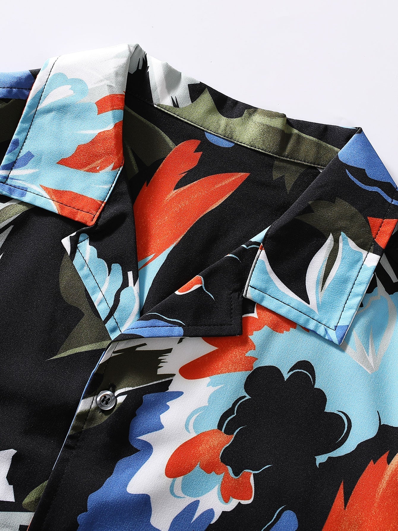Astrid® | Chemise à revers à imprimé floral dessiné à la main