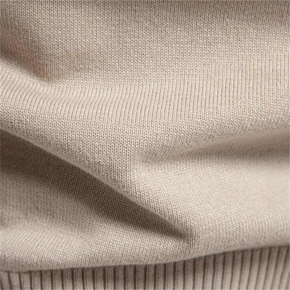 Emerenciano® | Pull à col en V en coton uni