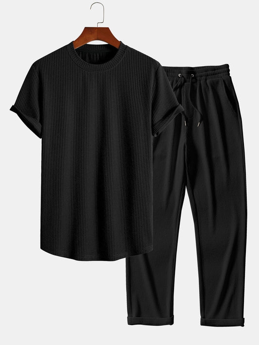 Éole® | T-shirt coupe musclée à ourlet arrondi et pantalon côtelé à jambe droite